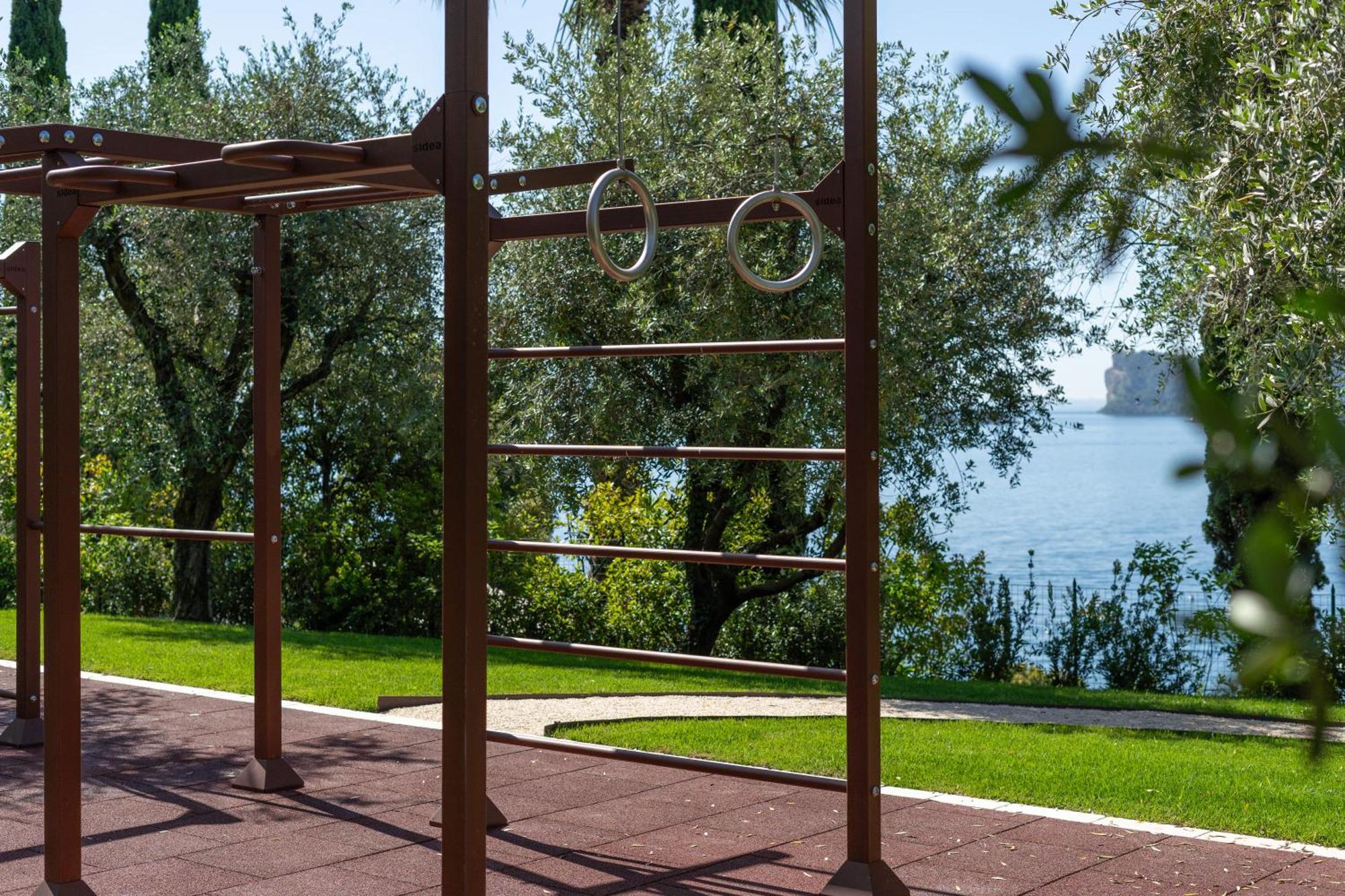 Villa Silvia Apartments San Felice del Benaco Buitenkant foto